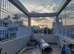 Thi Công Khung Bảo Vệ Tầng Thượng Tại Thủ Dầu Một.